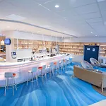 土伦中心港宜必思尚品酒店 酒店