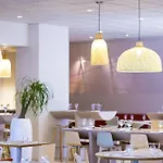 Hotel Ibis Styles Centre Port 3*