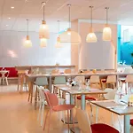 Ibis Styles Centre Port Toulon