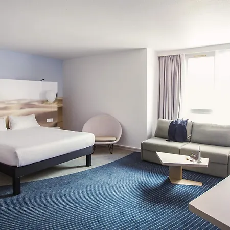 Ibis Styles Centre Port ホテル