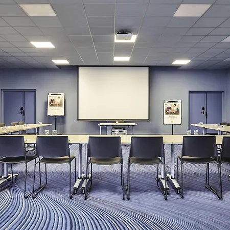 Ibis Styles Centre Port Szálloda