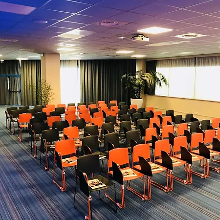 Ibis Styles Centre Port Toulon