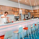 Hotel Ibis Styles Centre Port 3*