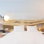 Ibis Styles Centre Port 3*
