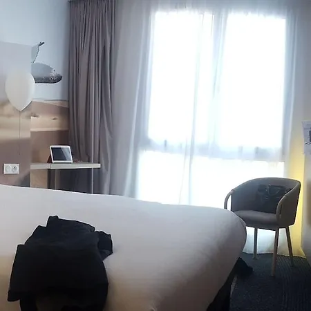 Hotel Ibis Styles Centre Port 3*