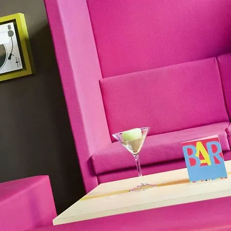Hotel Ibis Styles Centre Port