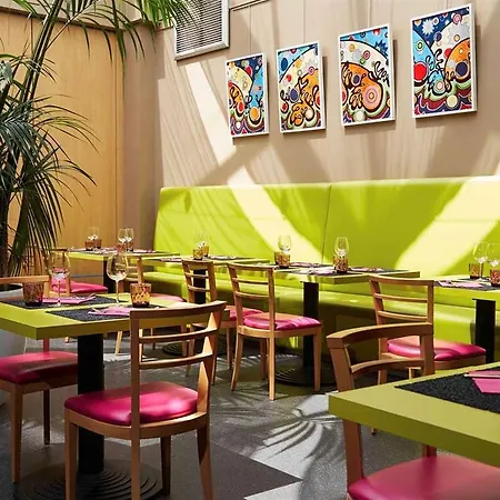 Hotel Ibis Styles Centre Port
