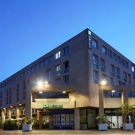 Ibis Styles Centre Port 3*