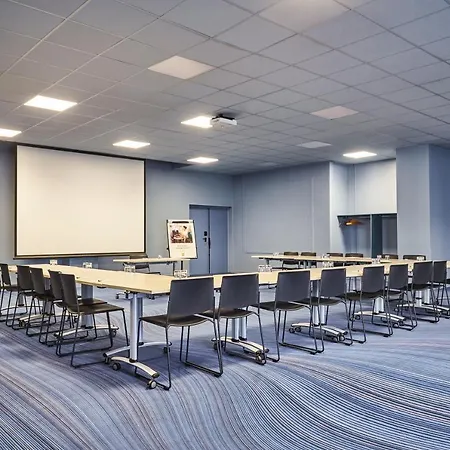Hotel Ibis Styles Centre Port
