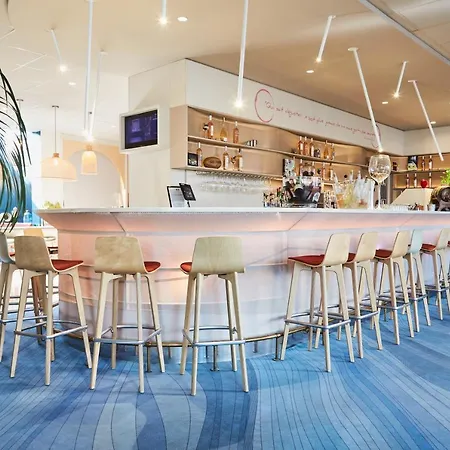 Hotel Ibis Styles Centre Port Tolone