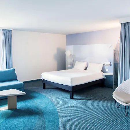 Hotel Ibis Styles Centre Port 3*