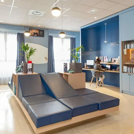 Ibis Styles Centre Port Hotel Toulon