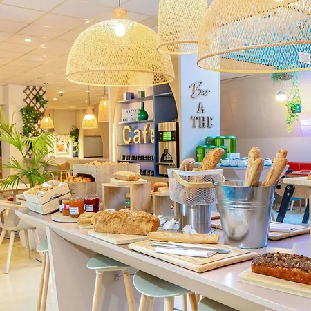 Hotel Ibis Styles Centre Port Toulon