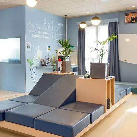 Ibis Styles Centre Port