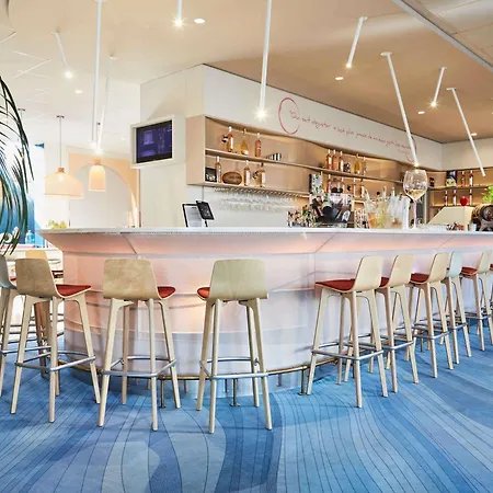 Ibis Styles Centre Port Hotell