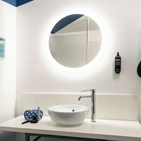 Ibis Styles Centre Port Toulon
