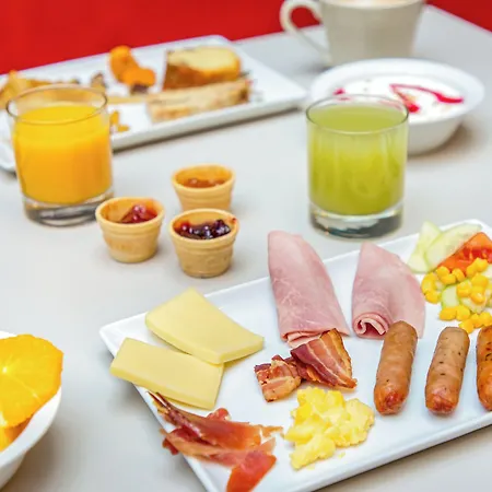 Ibis Styles Centre Port Toulon
