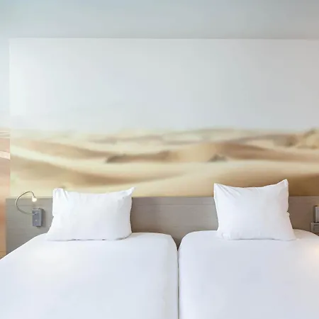 Hotel Ibis Styles Centre Port