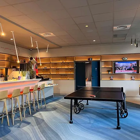 Ibis Styles Centre Port 3* Tolón