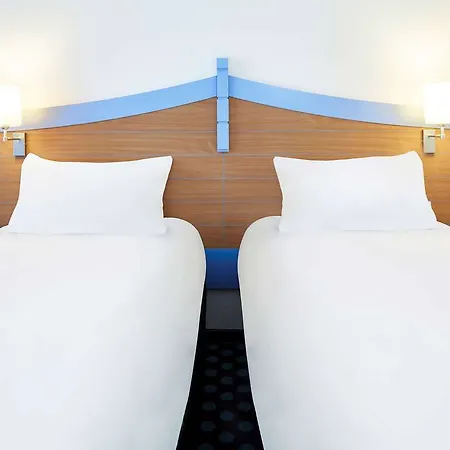 Ibis Styles Centre Port Toulon