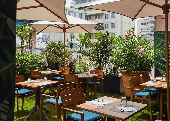 土伦中心港宜必思尚品酒店 酒店 土伦